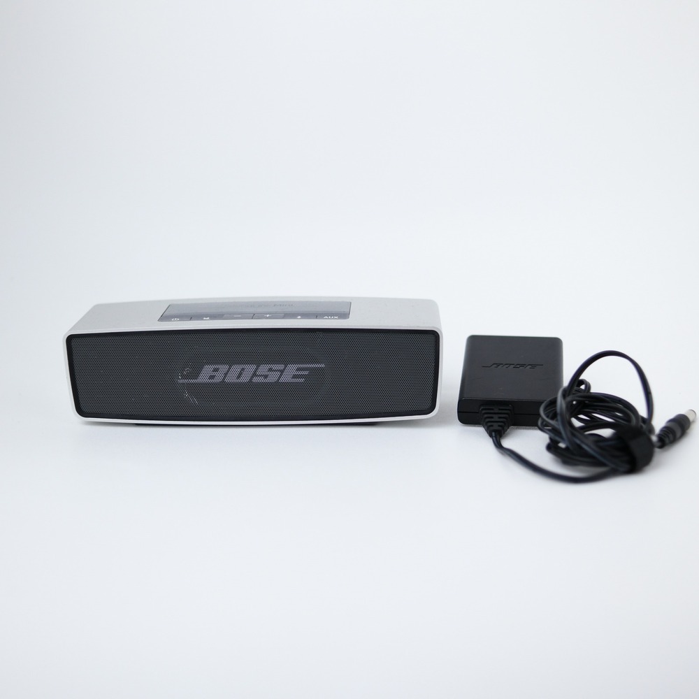 Bose SoundLink Mini Bluetooth Speaker Silver Wireless Portable Charging Cord